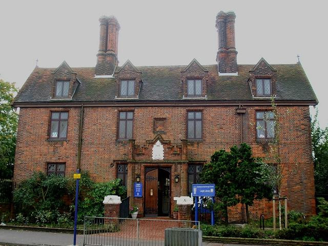 Leigh Library景点图片