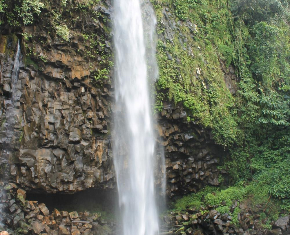 Anai Valley Waterfall-巴东必去景点