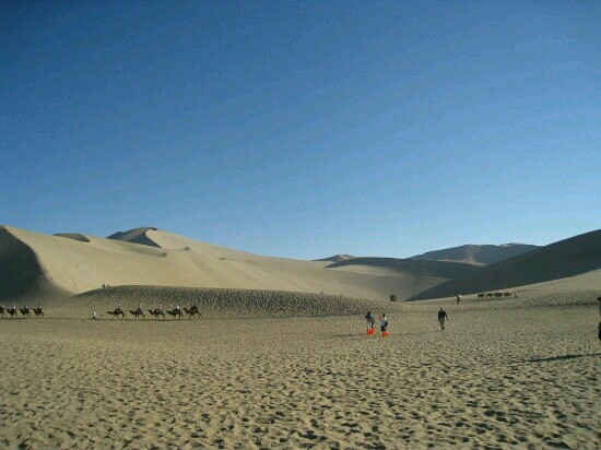 鸣沙山景点图片