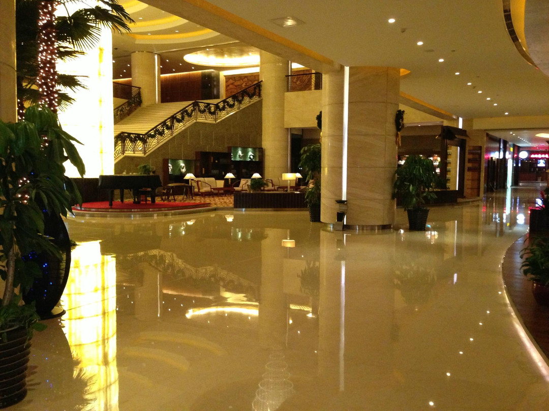 烟台南山皇冠假日酒店主图