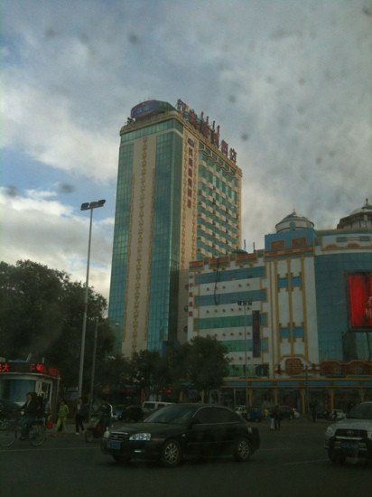 汉庭呼和浩特中山西路酒店主图