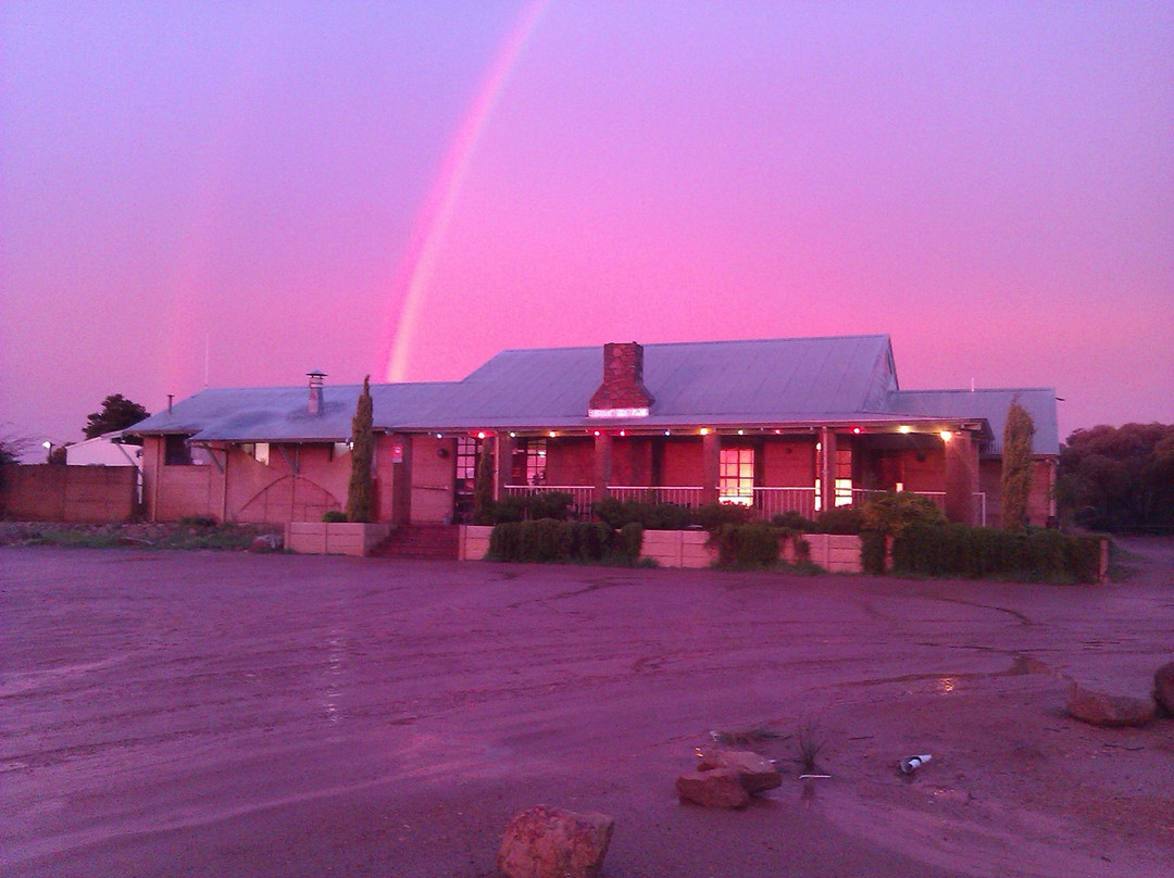 Lake King Tavern & Motel主图