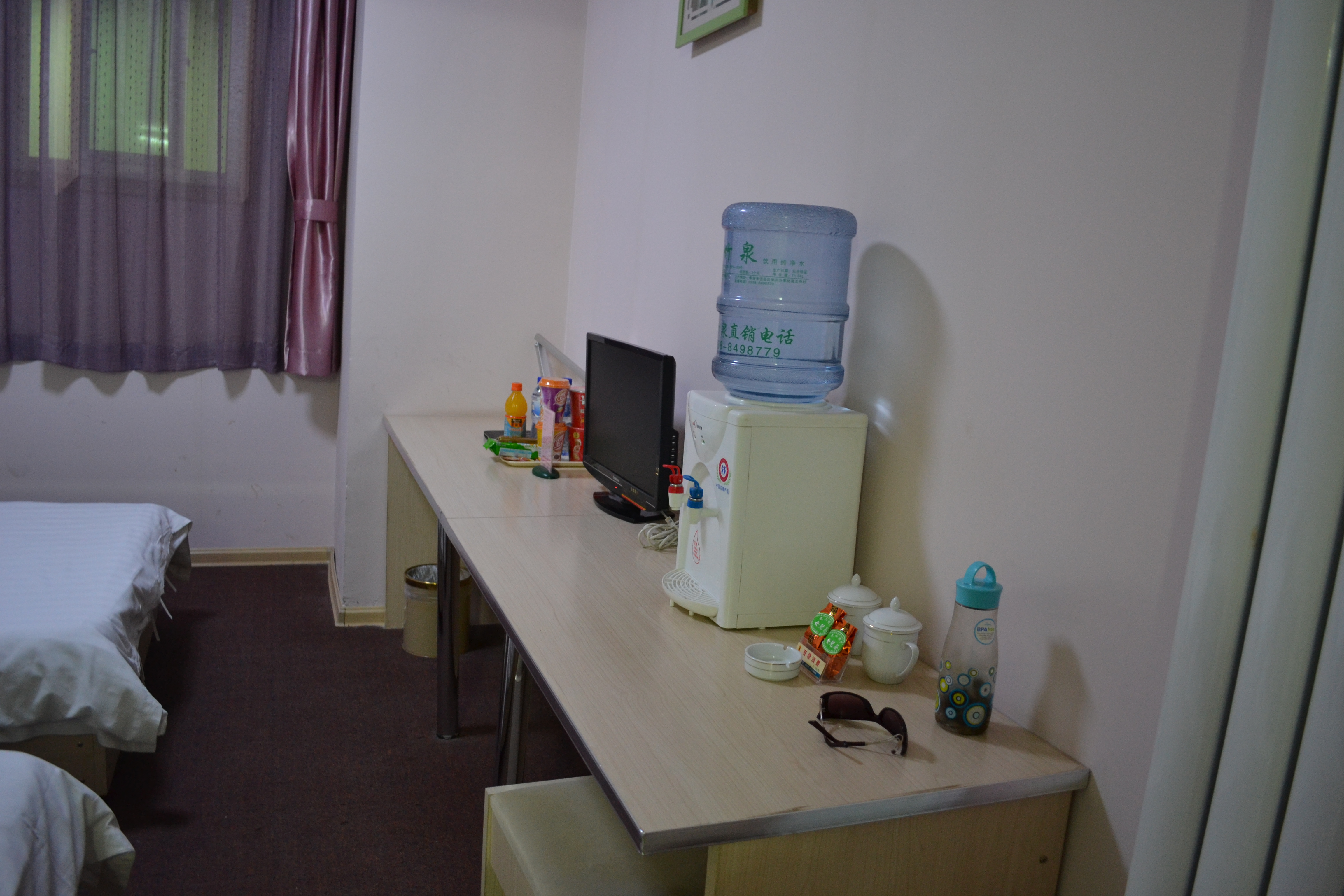 速8酒店泰安岱庙店-客卧