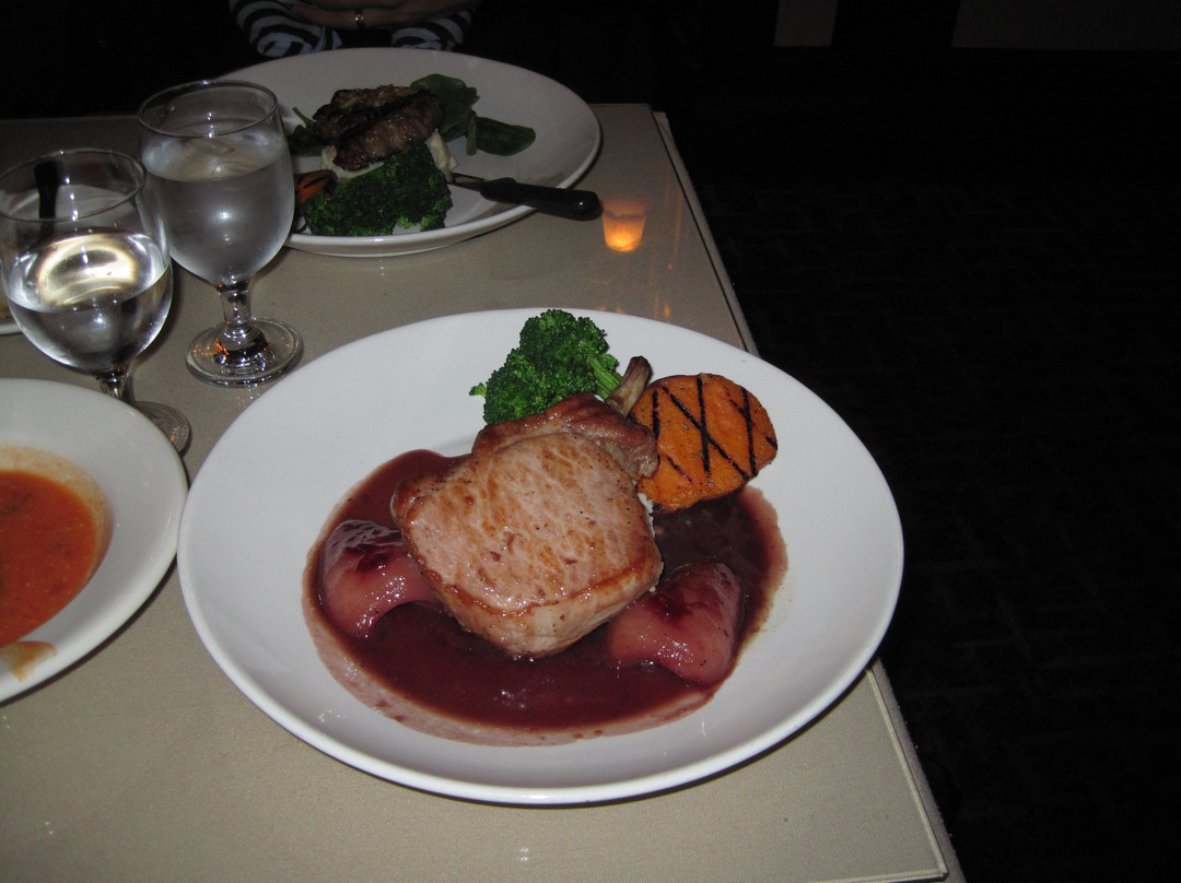 Skyforest餐馆和美食-Diane's Saddleback Grill