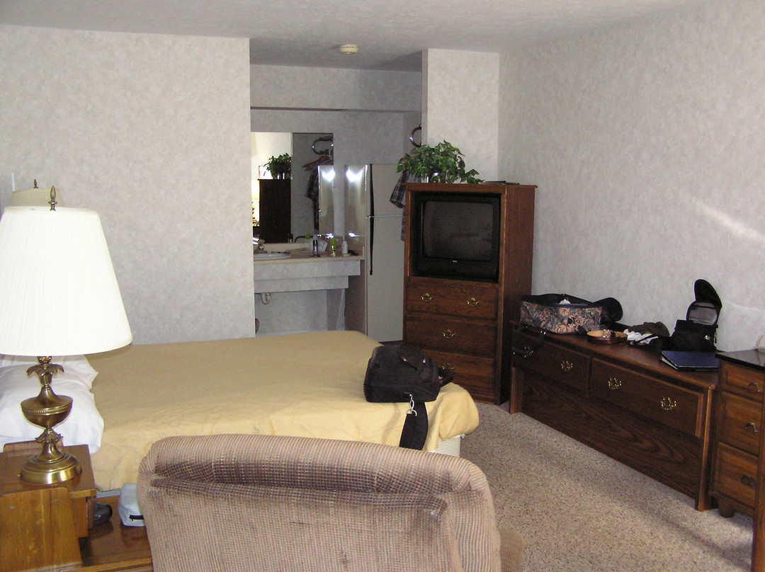 Budget Host Ken's Motel主图