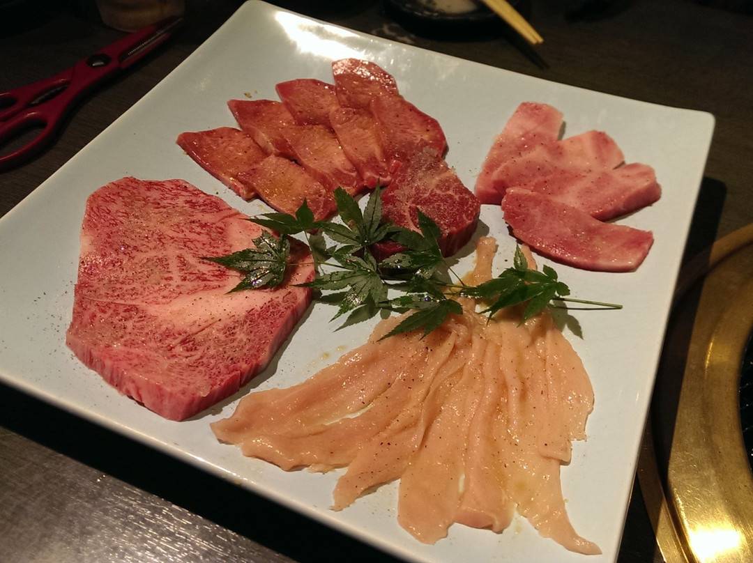 焼肉加茂川