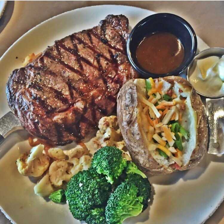 劳埃德明斯特餐馆和美食-Montana's