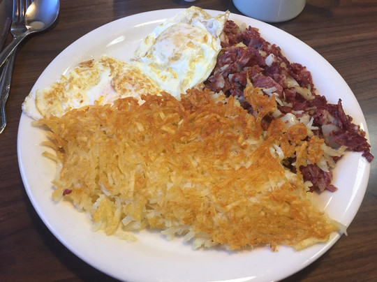 Santa Paula餐馆和美食-Flight 126 Cafe