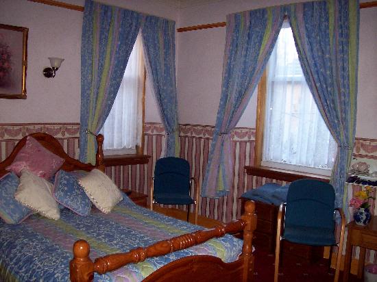 Ivanhoe Guest House-客卧