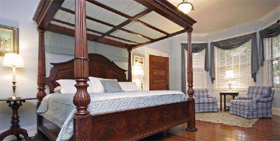 Asheville Seasons Bed and Breakfast-官方