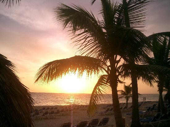 巴瓦罗海滩-巴瓦罗必去景点