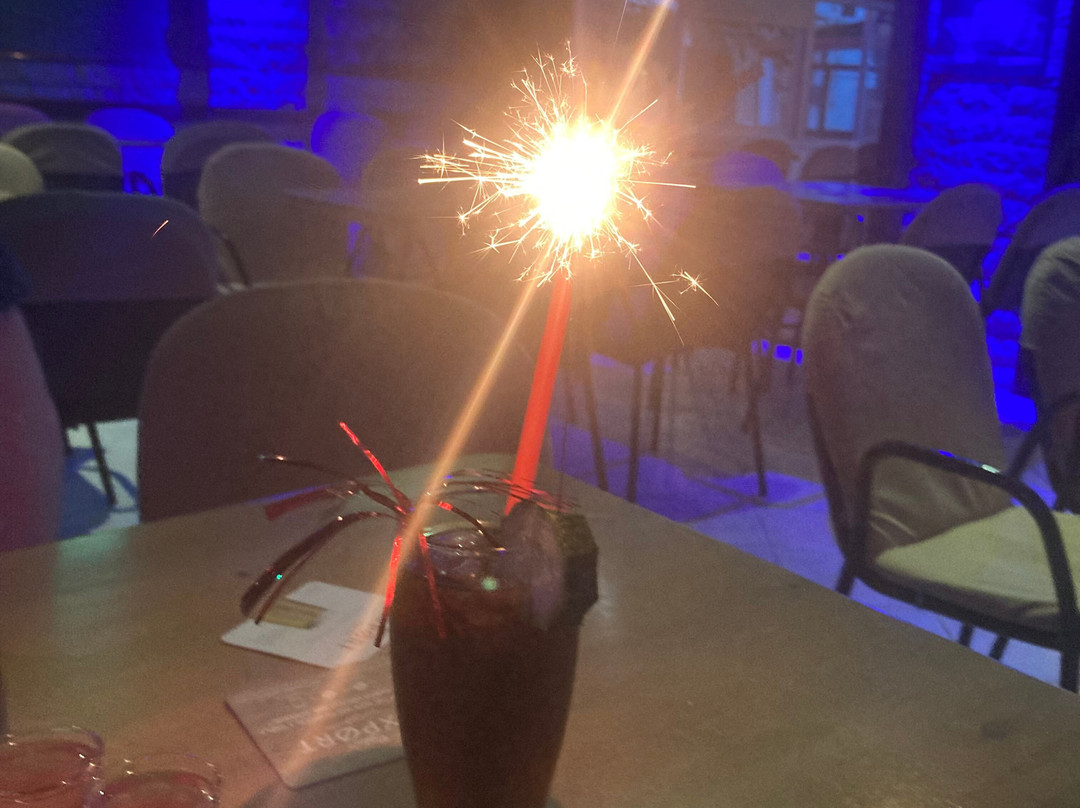 Maria's Famous Karaoke Fun Pub-Kavos必去景点