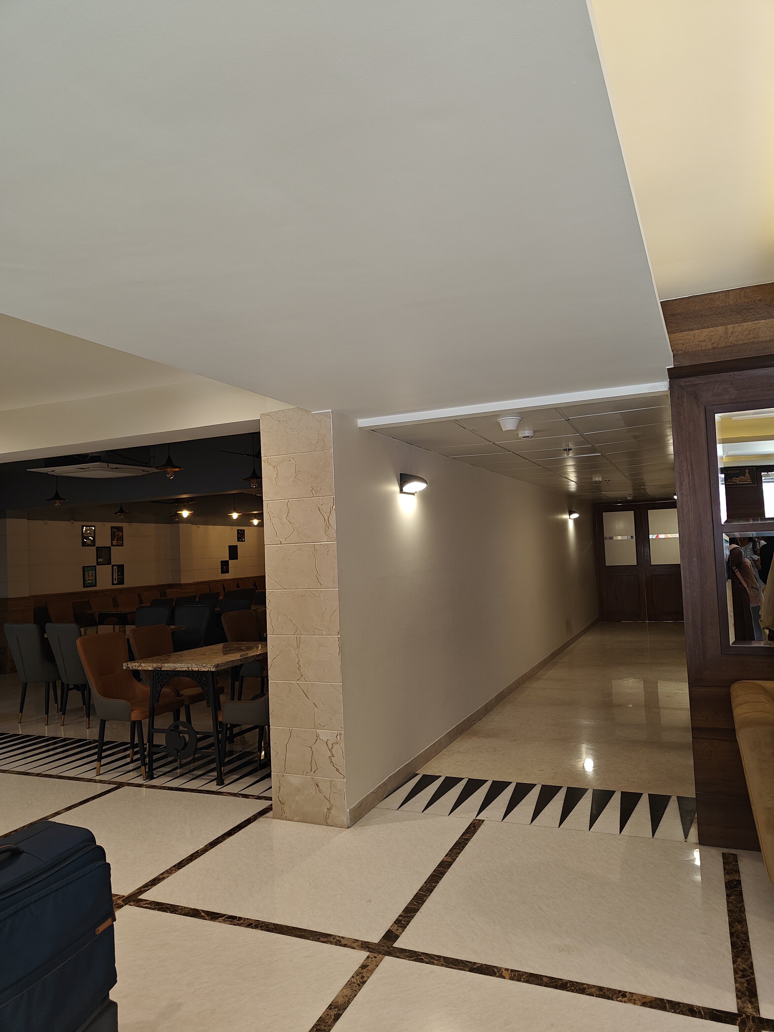 Hotel Dolphin Grand-官方