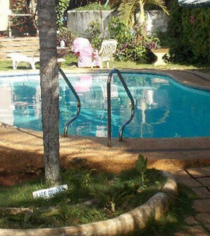 花园度假酒店主图