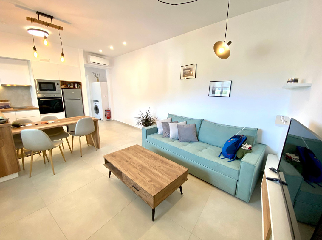 Three Pearls Apartments, Rose主图