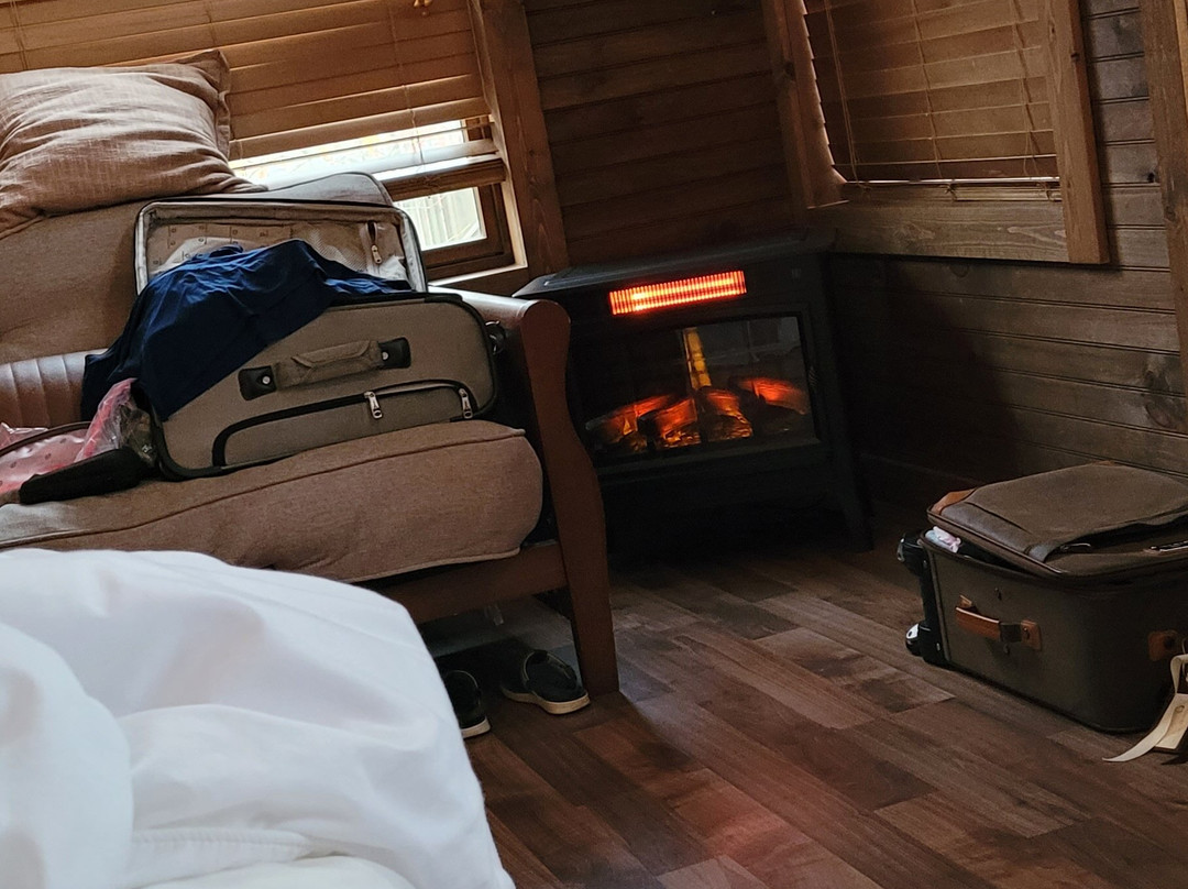 Rivers Edge Treehouse Resort主图