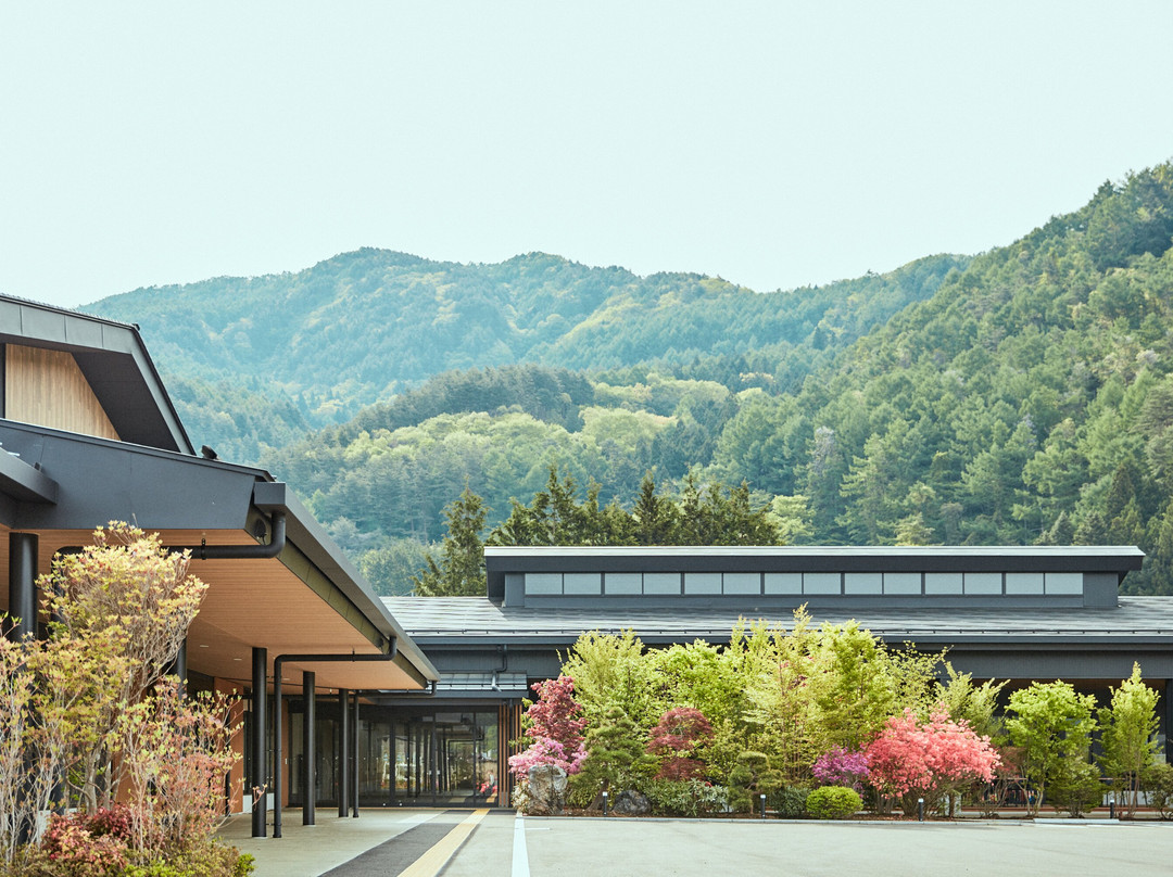 Tabi no Eki Kawaguchiko Base-富士河口湖町必去景点