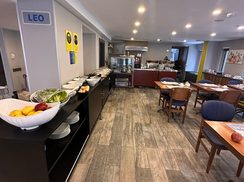 Days Hotel by Wyndham Cankaya主图