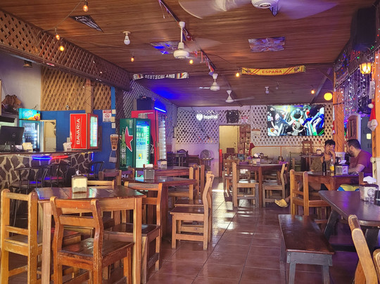 La Bruja Surf Trips-Playas del Coco必去景点