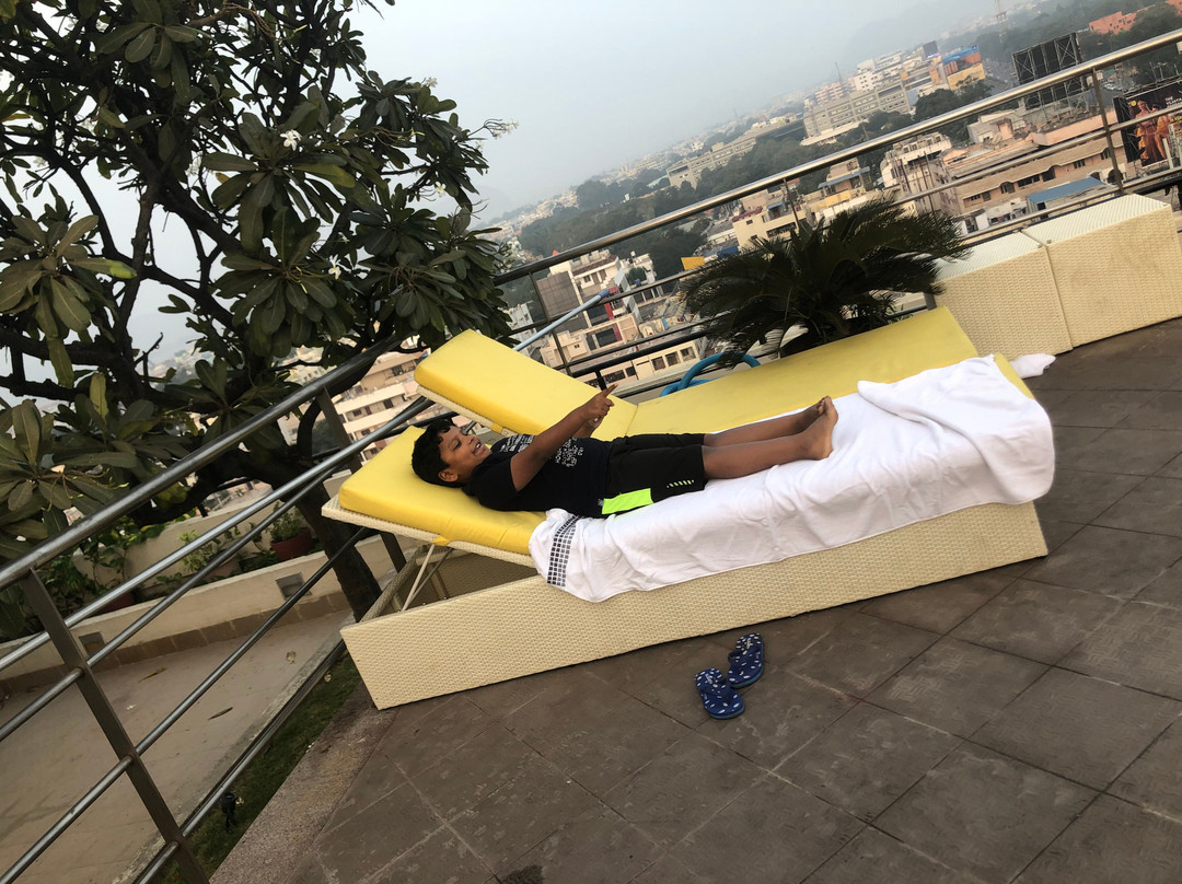 Vivanta Vijayawada, MG Road主图