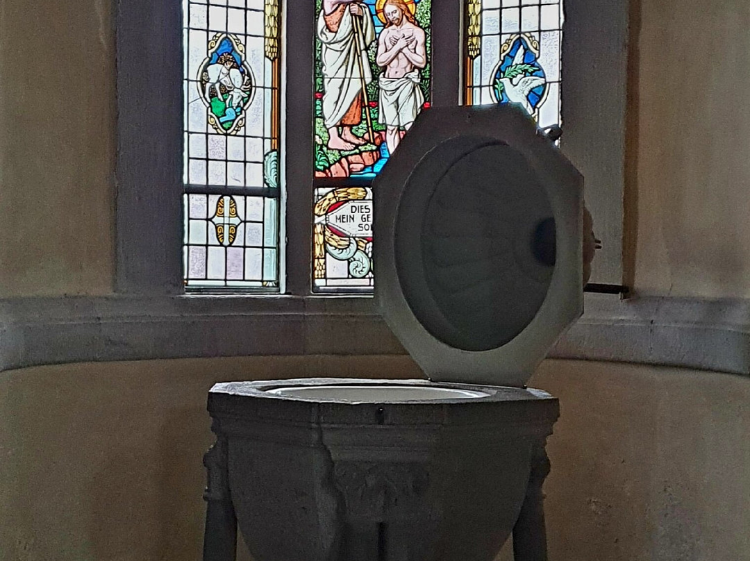 St Dionysius-Kruft必去景点