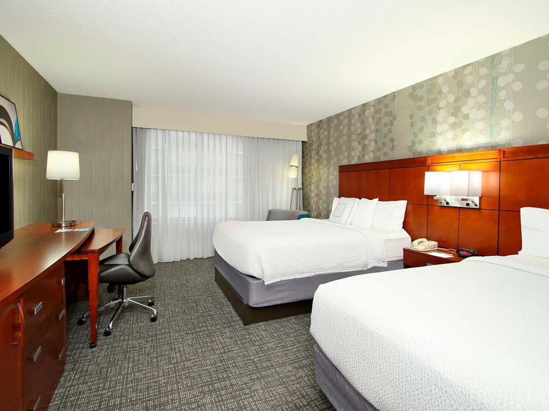 Courtyard by Marriott Oakland Downtown
