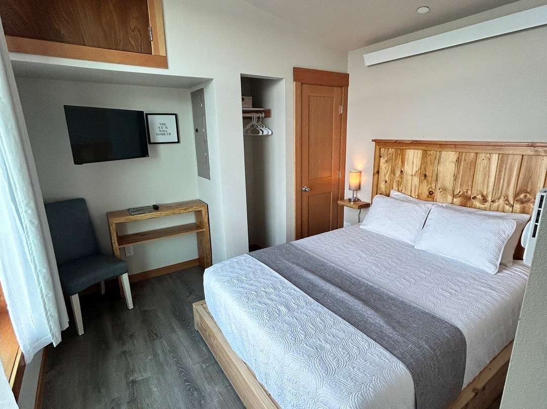 Sunrise Resort and Motel主图