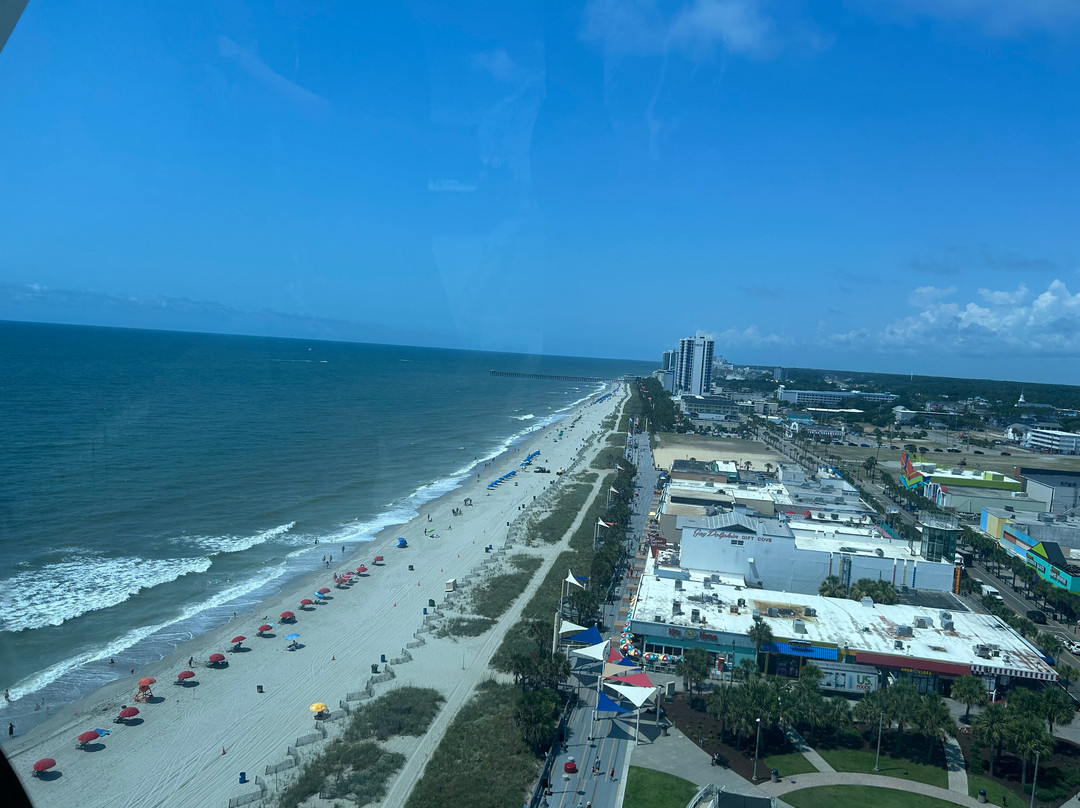 阿维斯塔度假酒店主图