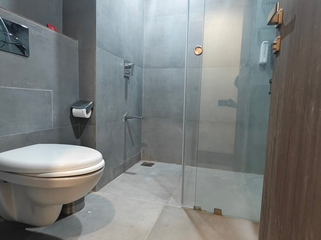 The Sky Imperial - Statue Of Unity