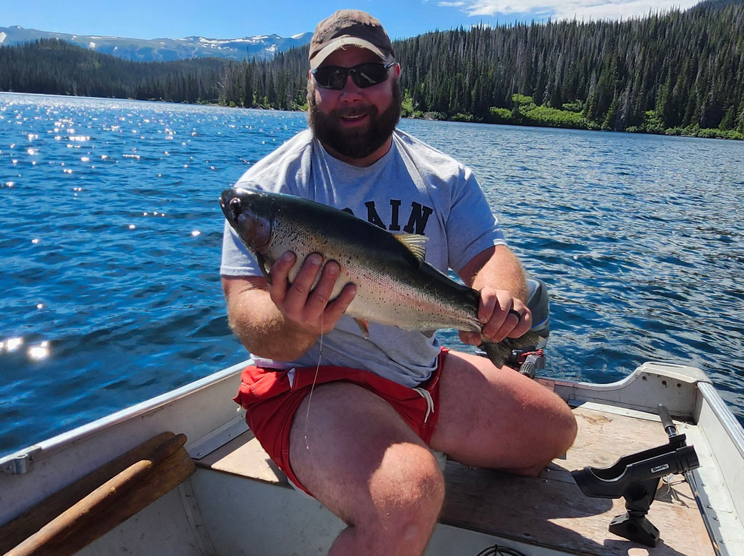 Lakes District Air & Fishing-Burns Lake必去景点