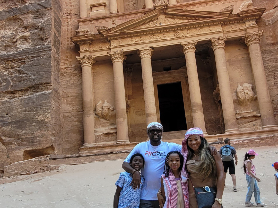 Trips with Faisal-安曼必去景点