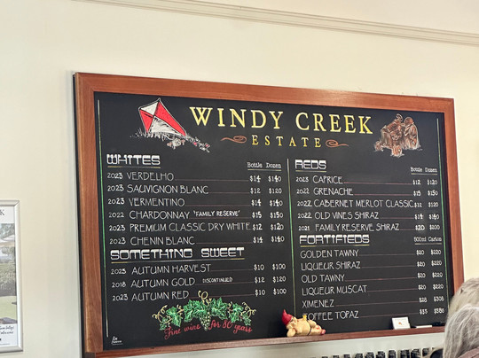 Out & About Wine Tours-珀斯必去景点