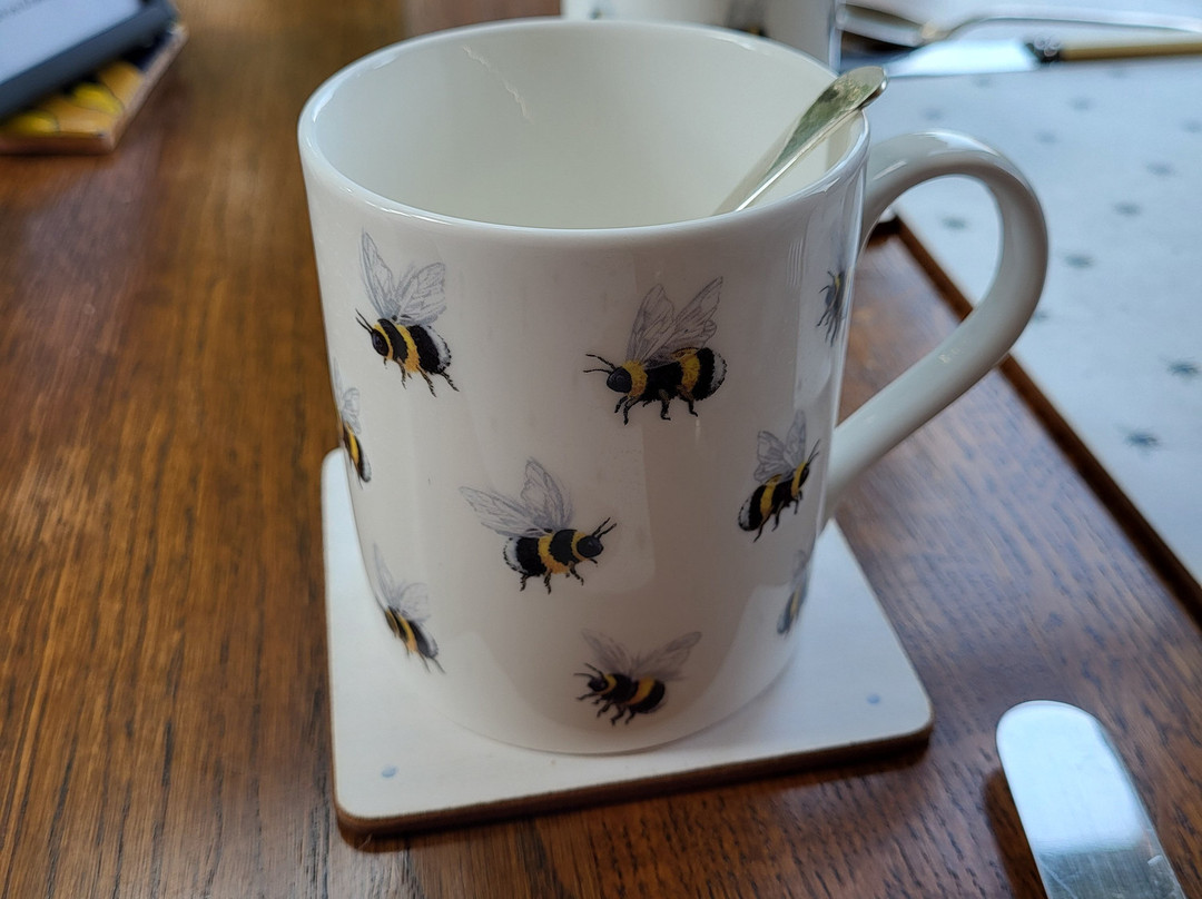 The Hive at 52主图