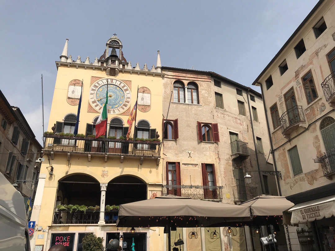 Piazza Libertà景点图片