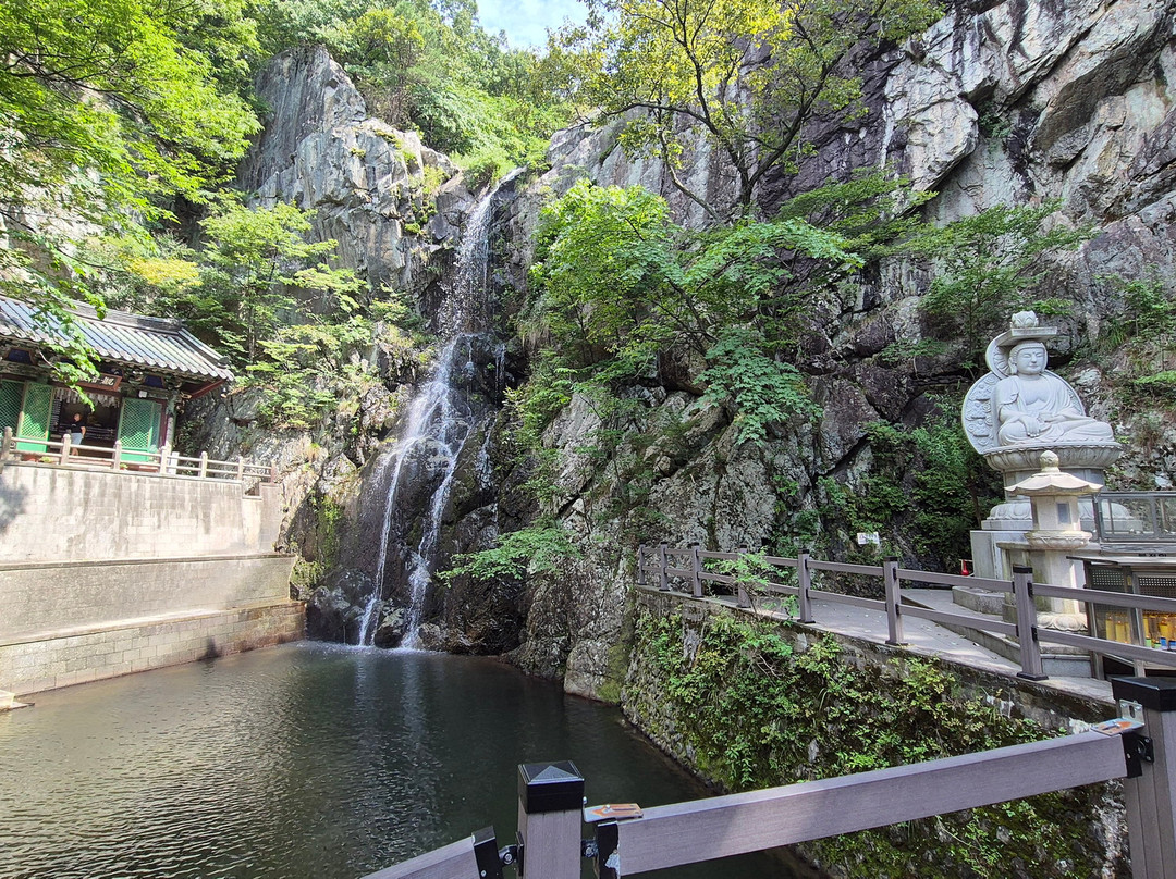 Hongnyongsa Temple-梁山市必去景点