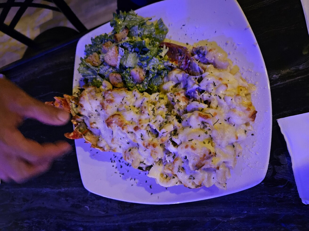 Surf N' Turf Bistro
