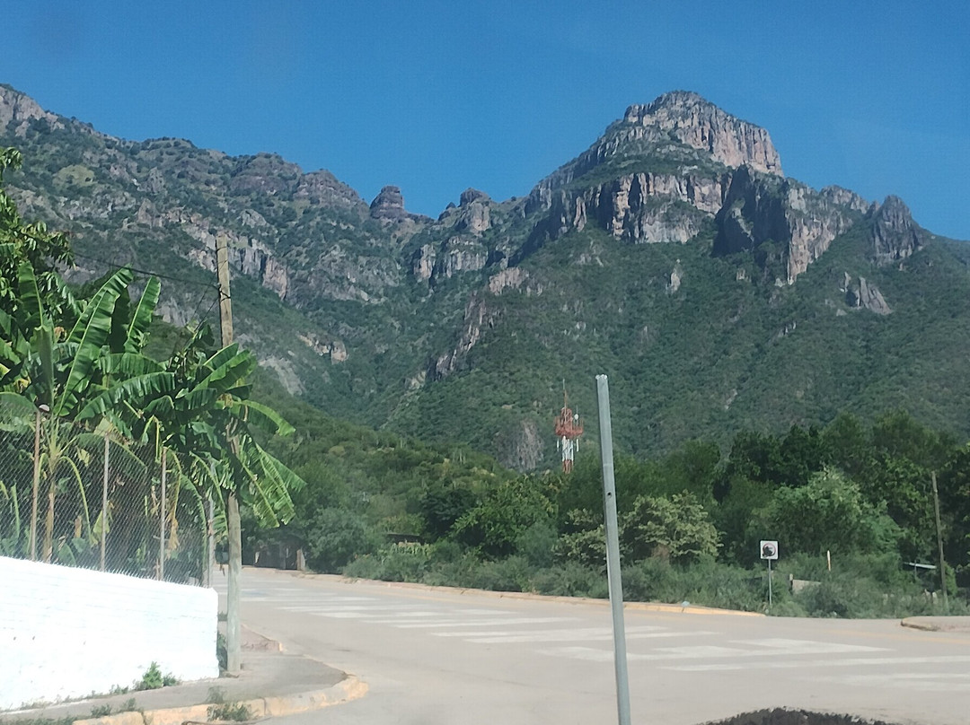 Hotel Villa De Urike主图