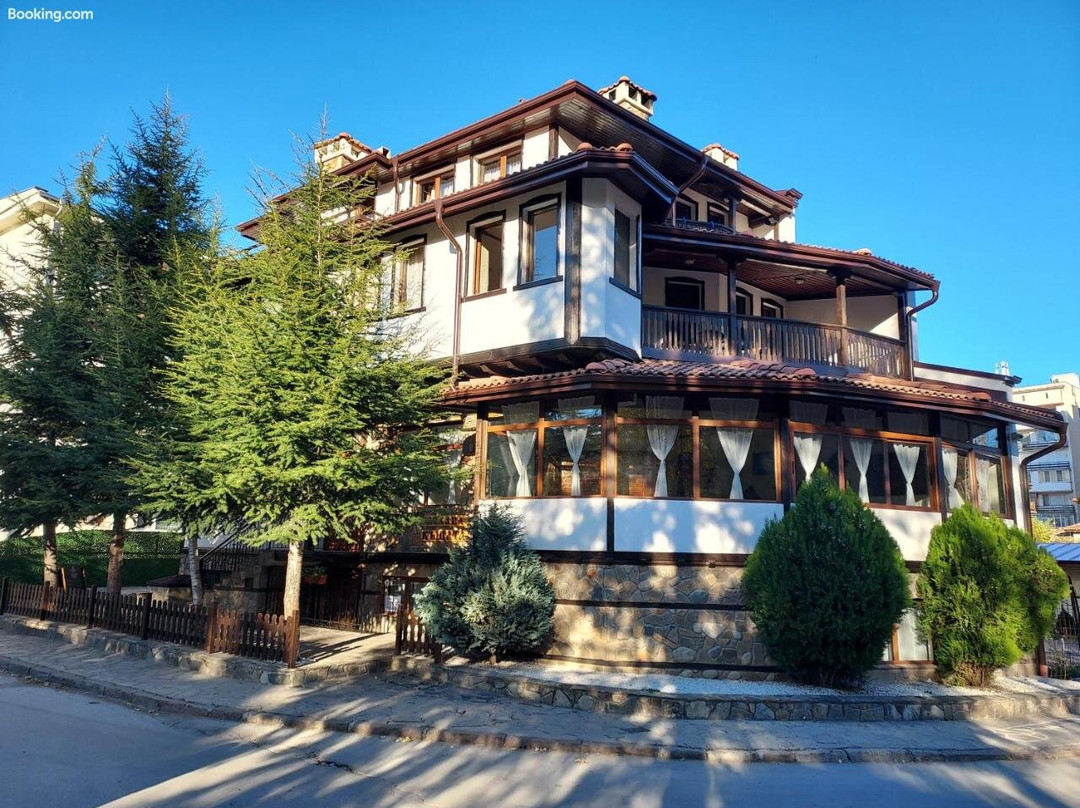Semeen Khotel Kŭshtata
