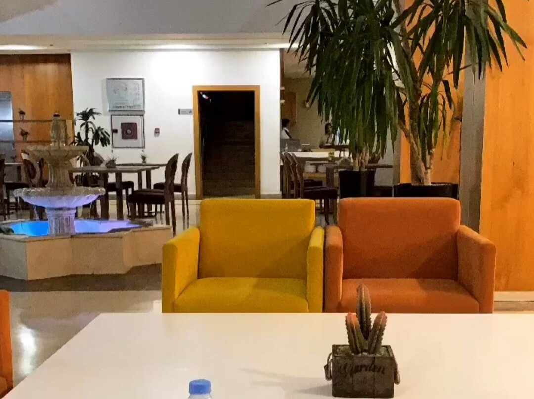 Prestige Hotel主图