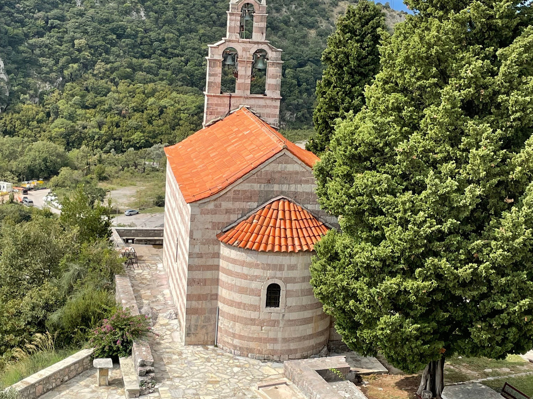Gradiste monastary-Petrovac必去景点