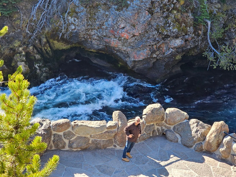 Private Tours of Yellowstone-西黄石镇必去景点