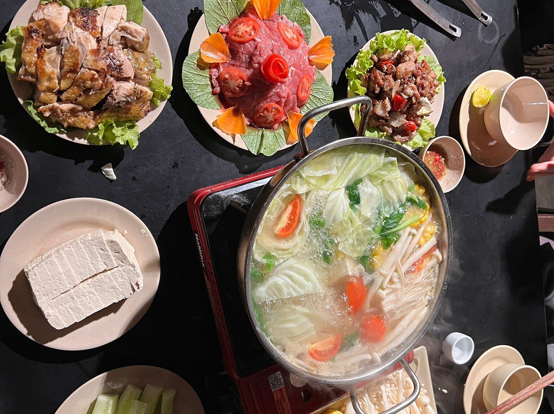 Tớ Dày Du Già Village主图