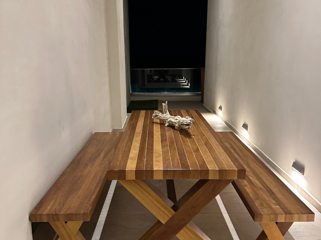 罗曼缇卡酒店主图