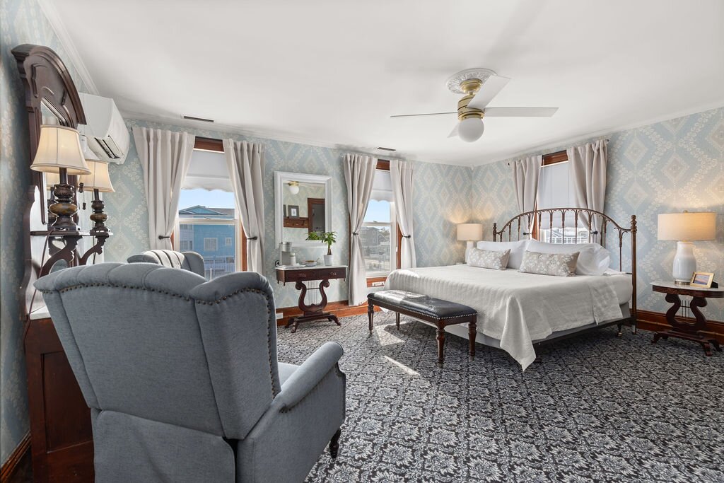 Addy Sea Historic Oceanfront Inn-客卧