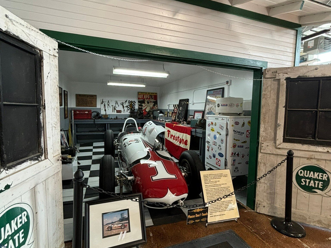 Estrella Warbird Air Museum景点图片