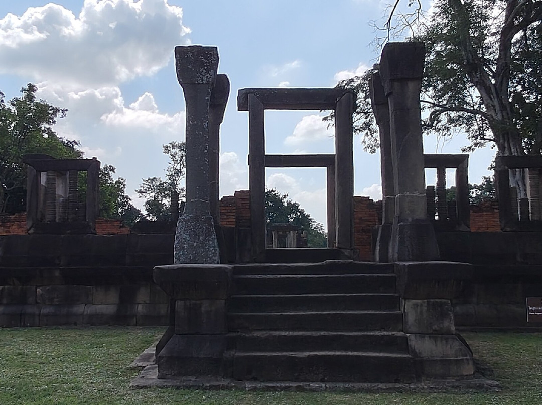 Prasat Muangkhaek景点图片