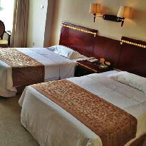 法官之家酒店主图