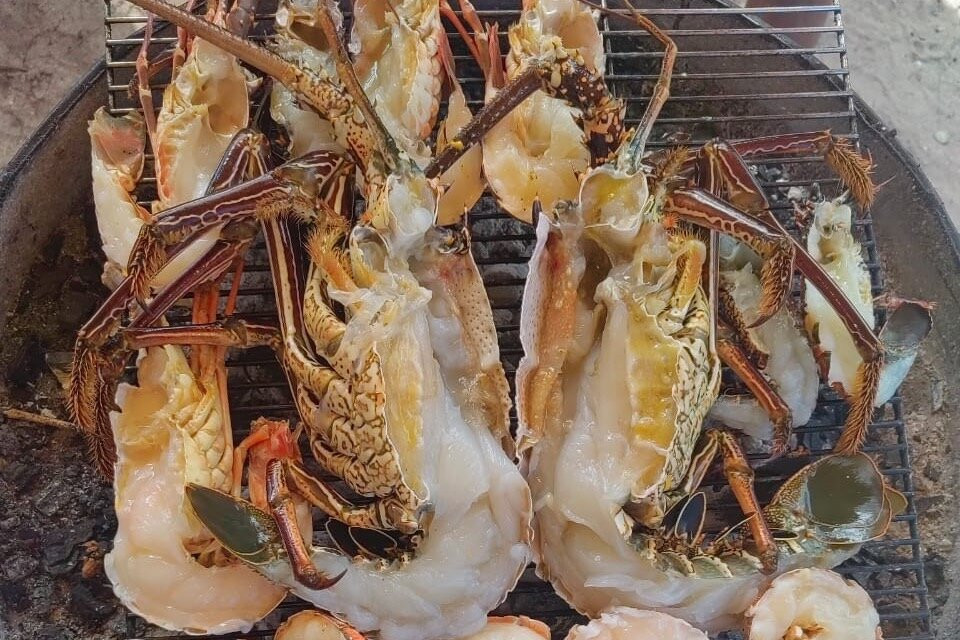 Lydia Boat Exclusive Boat Tour-莫纳山必去景点