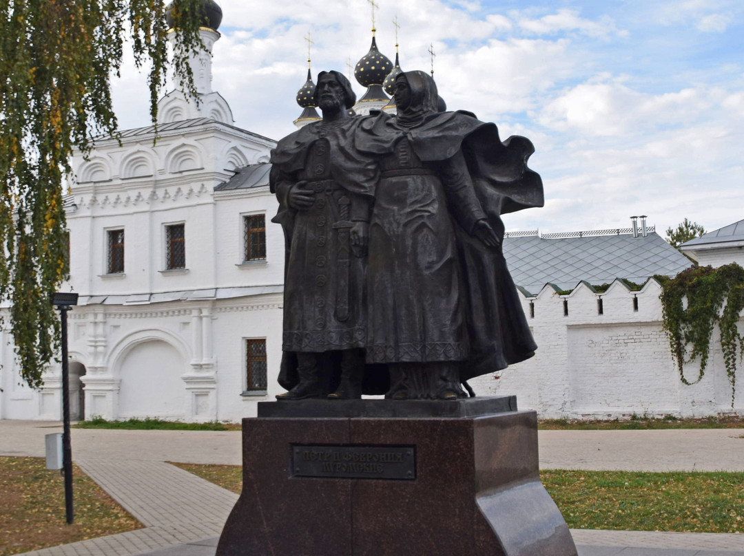 Potr i Fevroniya Muromskiye Monument景点图片