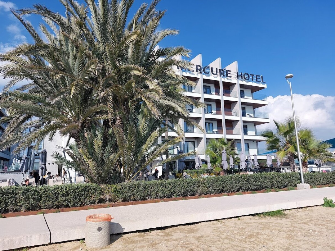 Mercure Larnaca Beach Resort主图
